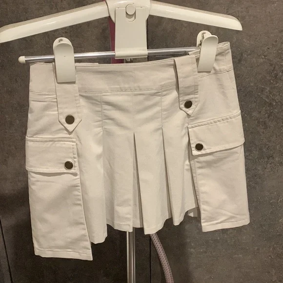 Italian Fashion Designer Khaki Skirt - Picture 4 of 6